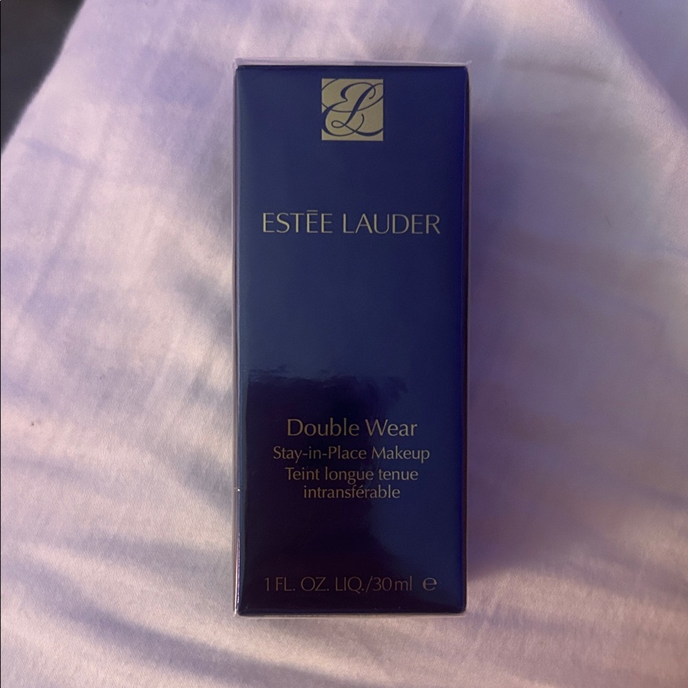 Estee Lauder Double Wear Stay-in-Place Makeup - 1N0 Porcelain -NEW IN BOX